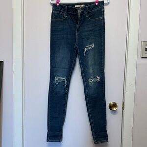 Levi’s 720 High Rise Super Skinny Jeans